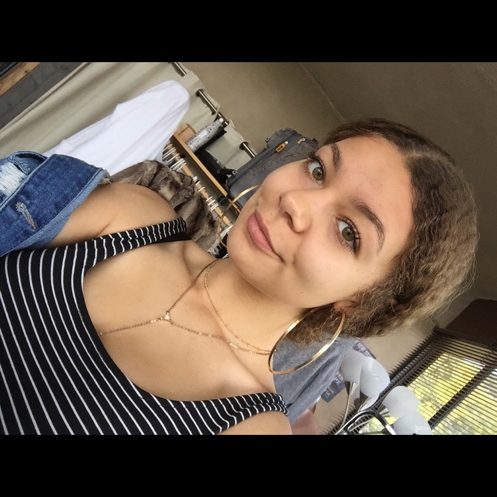 Meet your Posher, Misty